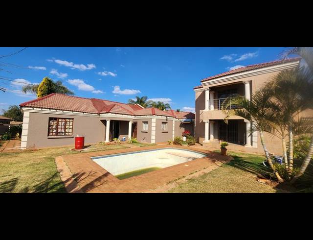 3 BEDROOM HOUSE FOR SALE IN CHANTELLE